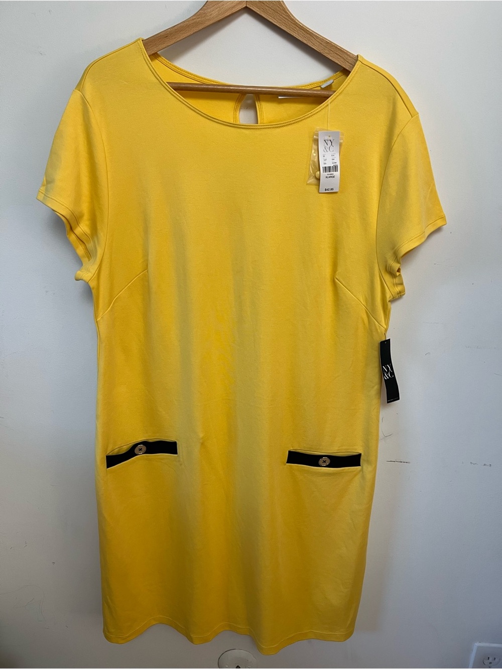 NWT New York & Company Yellow Shift Dress With Pockets Size XL Short Sleeve
